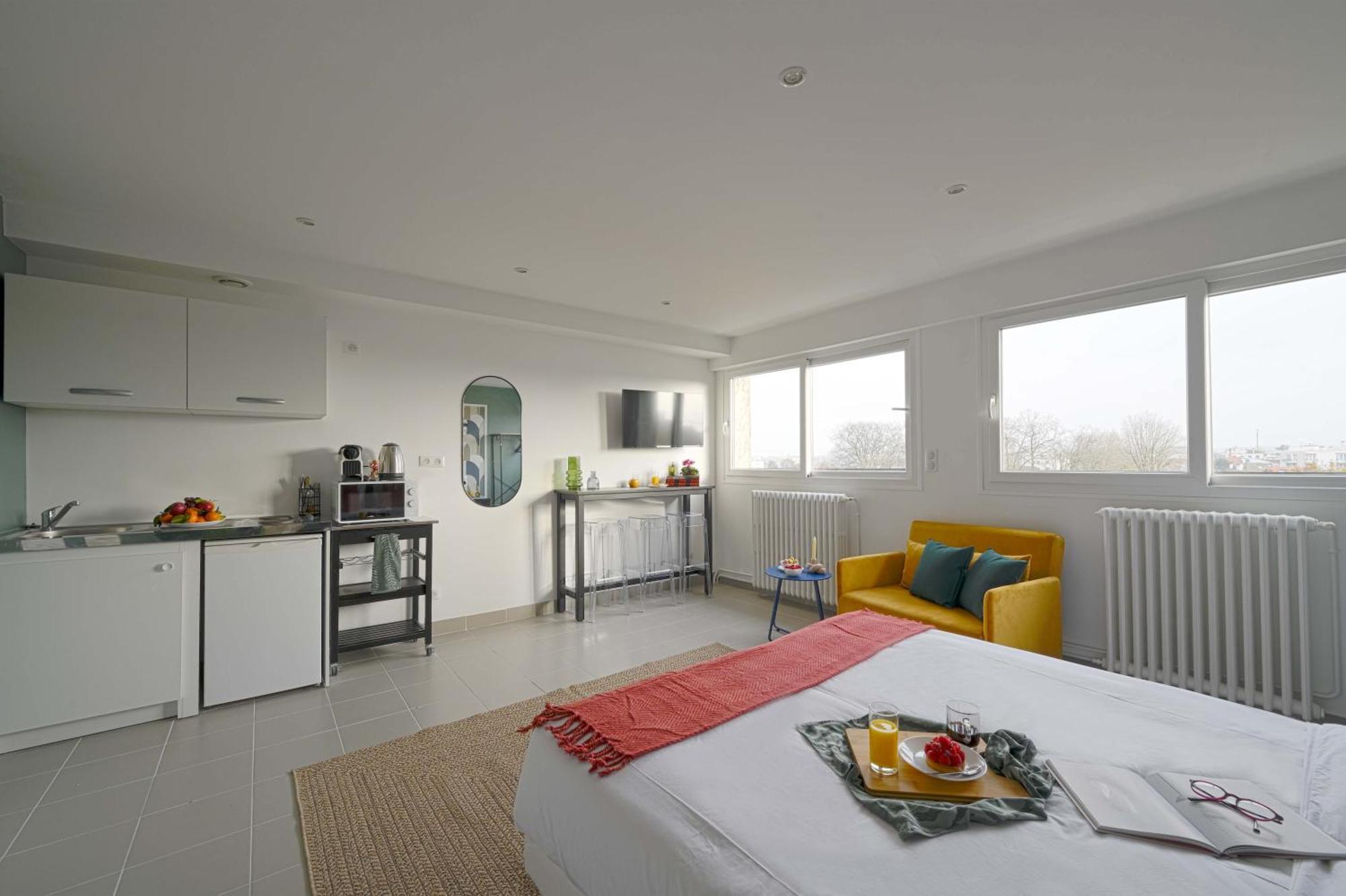 Modern Bright Apartment In Appart'Hotel Saint-Maur-des-Fossés Екстериор снимка