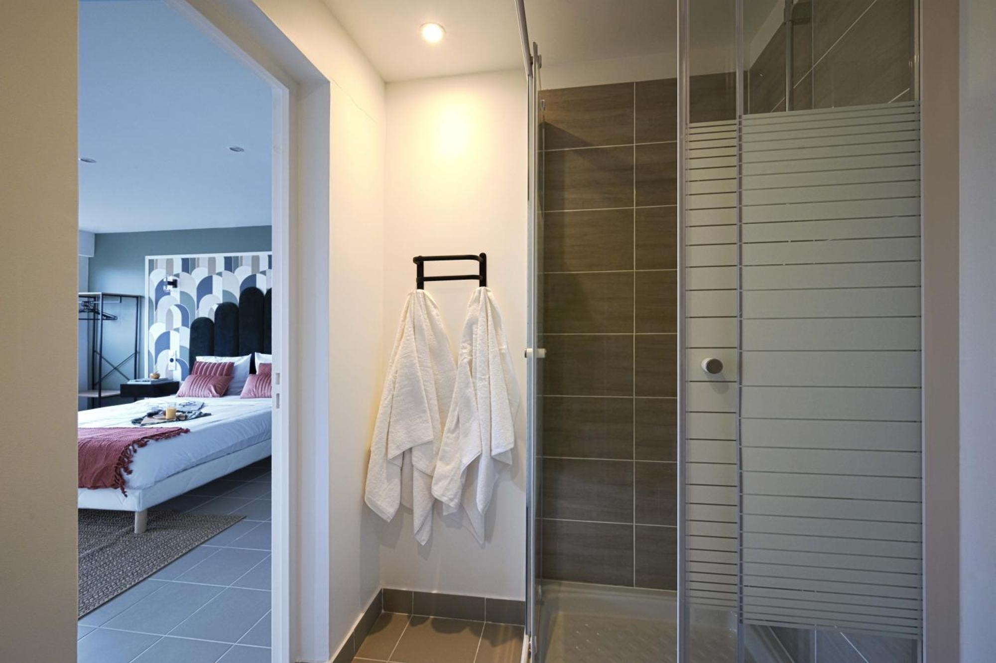 Modern Bright Apartment In Appart'Hotel Saint-Maur-des-Fossés Екстериор снимка